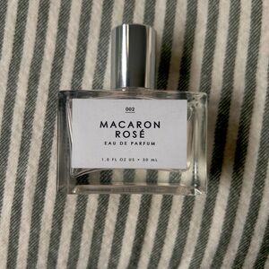 Macaron Rosé Eau de Parfum